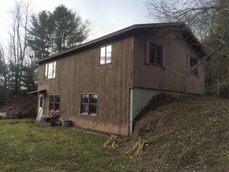 318 Casino Rd, Williamstown, VT 05679