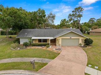 112 Rosewood Ct, Palm Harbor, FL 34685
