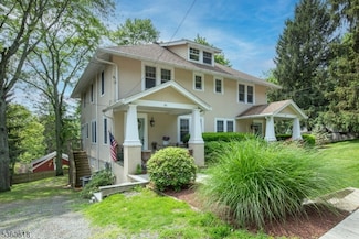 22 Somerset Ave, Bernardsville, NJ 07924
