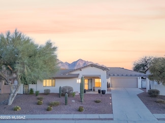 449 W Sunview Dr, Oro Valley, AZ 85755