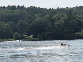 91 Cubles Dr, Brimfield, MA 01010