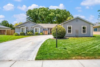 411 Hawthorne St, Nampa, ID 83686