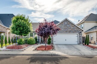 3423 N Apricot Ave, Fresno, CA 93727