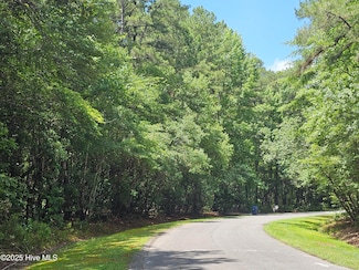 1429 Forest Acres Dr, Greenville, NC 27834