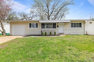 190 Coteau Ln, Florissant, MO 63033