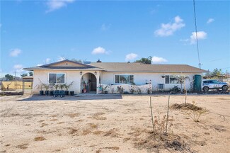 15027 Wells Fargo St, Hesperia, CA 92345