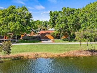 1045 33rd Ave SW, Vero Beach, FL 32968