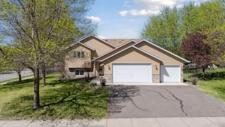 6033 Bakken St, Monticello, MN 55362