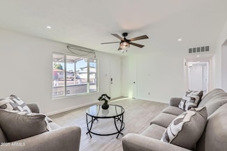 5827 N 22nd Dr Unit 2, Phoenix, AZ 85015