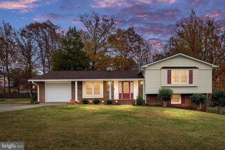 22 Noel Dr, Fredericksburg, VA 22408