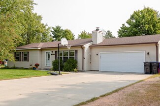 2220 Washington Ave, Plover, WI 54467