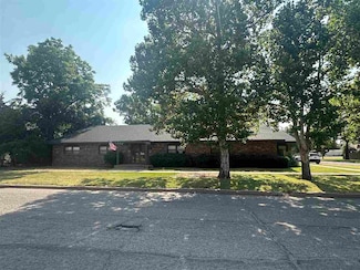 201 N 11th St Unit 206 N 11th, Frederick, OK 73542