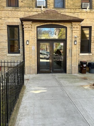 8352 Talbot St Unit 2G, Kew Gardens, NY 11415