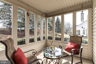 174 Maidenhead Ct, Souderton, PA 18964