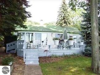 3938 E Michigan Ave, Au Gres, MI 48703