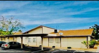 5701 Smoke Ranch Rd Unit D, Las Vegas, NV 89108