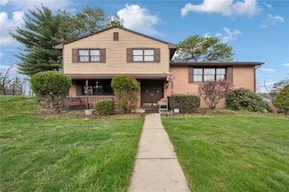 5000 Holly Ct, Murrysville, PA 15668