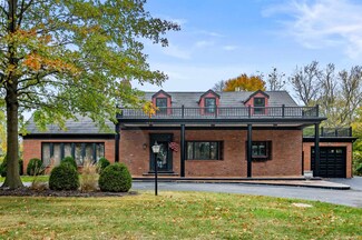 908 W Cromer Ave, Muncie, IN 47303