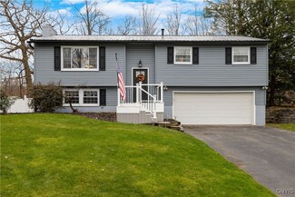 211 Juneway Dr, Chittenango, NY 13037