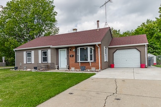 1010 S Park Blvd, Streamwood, IL 60107
