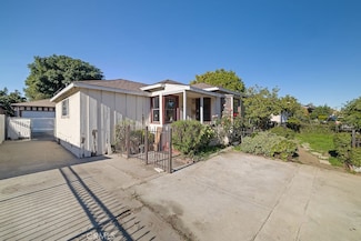8103 Lullaby Ln, Panorama City, CA 91402