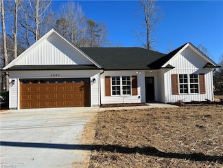 2687 Johnsontown Rd, Thomasville, NC 27360