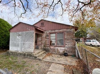 2814 Sabinas St, Corpus Christi, TX 78405