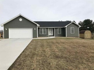 574 S Kasper Dr, Santa Claus, IN 47579