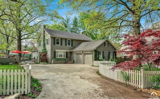 1655 Stratford Rd, Lawrence, KS 66044