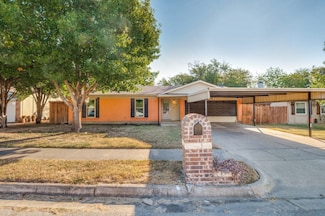 628 Thompson St, Fort Worth, TX 76140