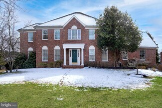 5 Duxbury Ct, Princeton Junction, NJ 08550