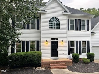725 Little Leaf Ct, Holly Springs, NC 27540