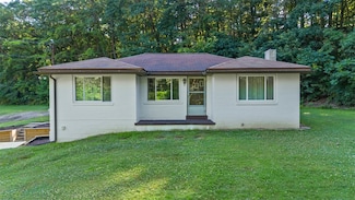 584 Chapel Rd, Aliquippa, PA 15001