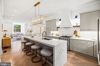 2117 First St NW, Washington, DC 20001