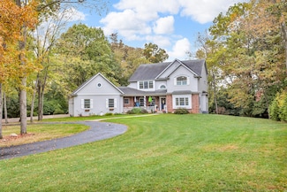 4880 Indian Creek Dr Unit 26, Jackson, MI 49201