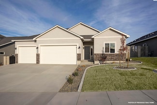 218 Schrute Rd, Prosser, WA 99350