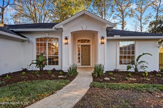 2184 Soft Wind Trail W, Jacksonville, FL 32224