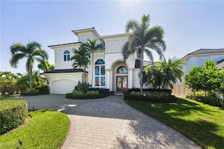 494 Seabee Ave, Naples, FL 34108