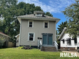 2339 S 10th St, Springfield, IL 62703