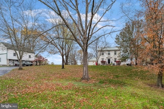 100 Pineland Rd, Birdsboro, PA 19508