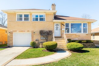1214 Forest Rd, La Grange Park, IL 60526