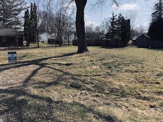 1111 W Mclean Ave, Flint, MI 48507