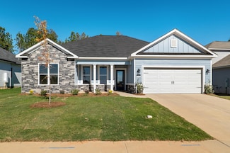 3193 Banter Dr, Graniteville, SC 29829