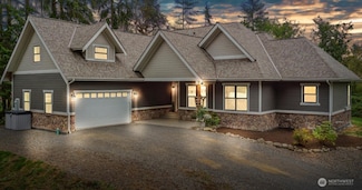 2703 233rd Ave SE, Snohomish, WA 98290