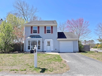 119 Mohican Dr, Galloway, NJ 08205