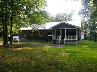 349 Plaisted Rd, Jay, ME 04239