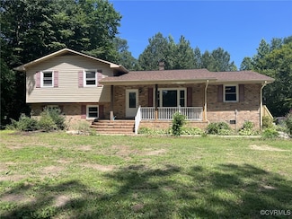 9016 Robin Rd, Disputanta, VA 23842