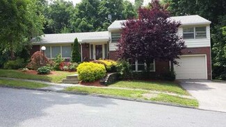 40 Sun Valley Dr, Worcester, MA 01609