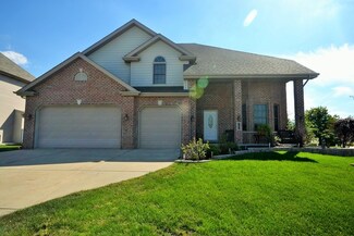 262 Poplar Ln, Beecher, IL 60401