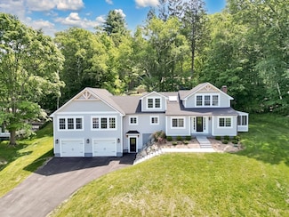524 Ridge Rd, Wilbraham, MA 01095